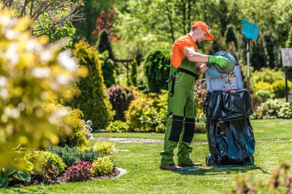 Cost of Lawn Cleaning Service in Elmhurst